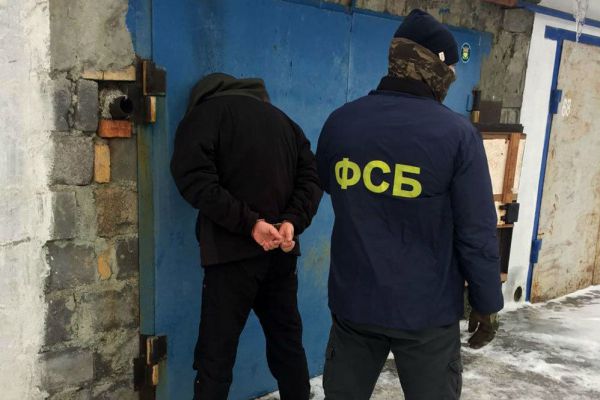 В Свердловской области задержали торговцев оружием