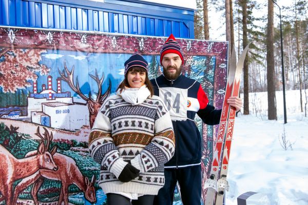 Деревянные лыжи, шапки-петушки и Курчатов: как АЭС собрала в Заречном 100 ретрогонщиков