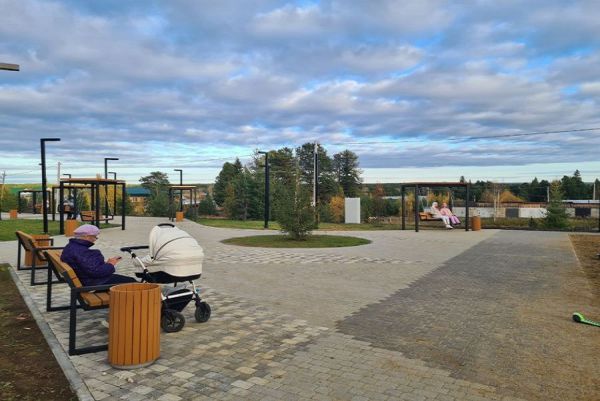 В Ивделе на улице Пушкина появилась  комфортная зона для спорта и отдыха
