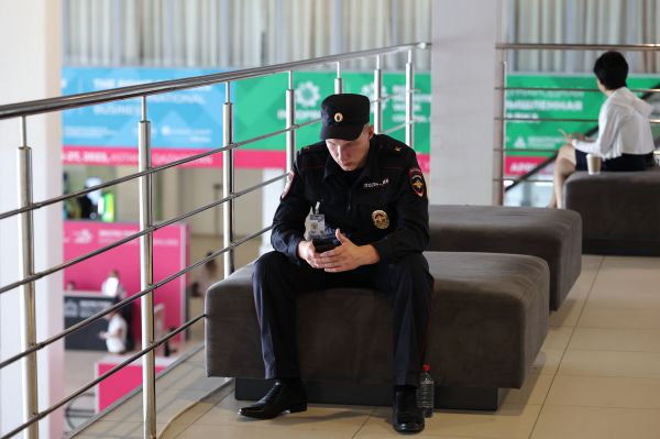 В Екатеринбурге уволились десятки полицейских