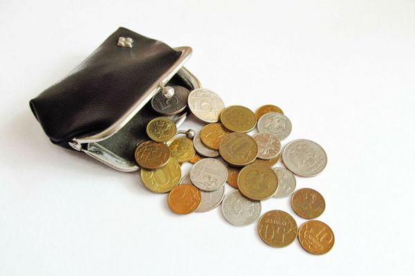 В Екатеринбурге банки призвали жителей сдавать металлические деньги