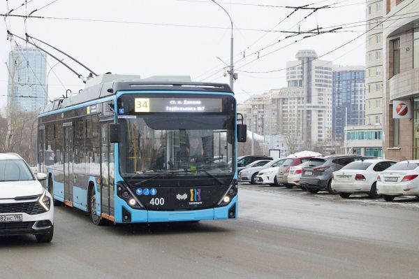 В Екатеринбурге автобусы и троллейбусы будут останавливаться у филармонии