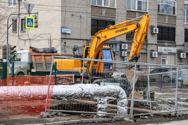 Сроки перекрытия улицы Учителей в Екатеринбурге изменили
