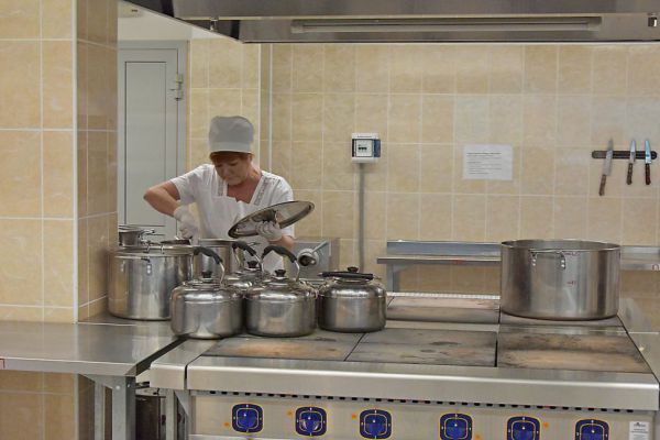 В столовую свердловской школы завезли фальсифицированное масло